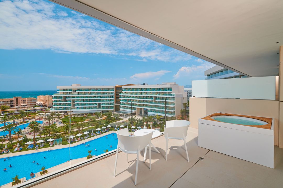 Serenity Suite Vista Mar