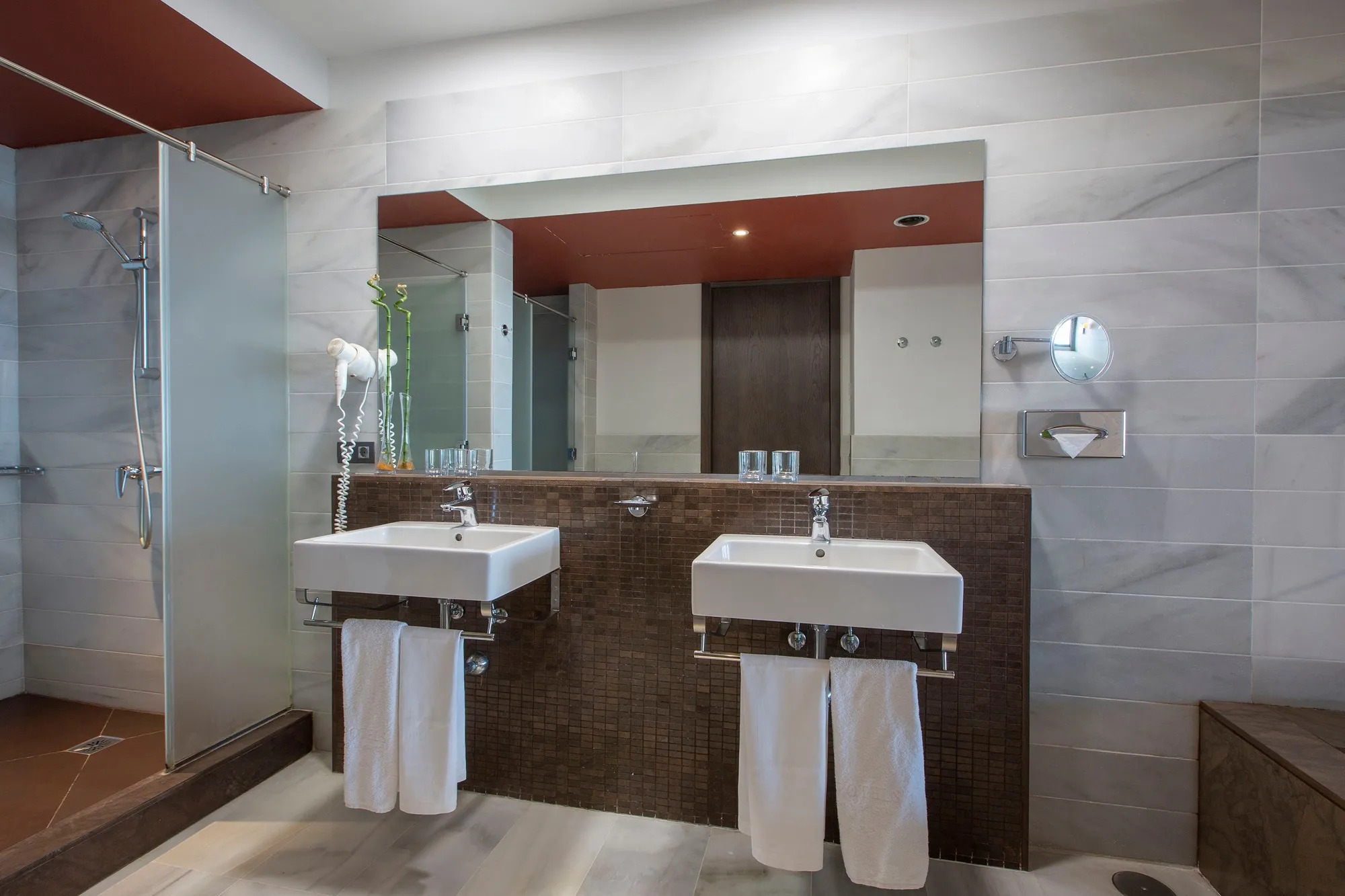 Select Suite