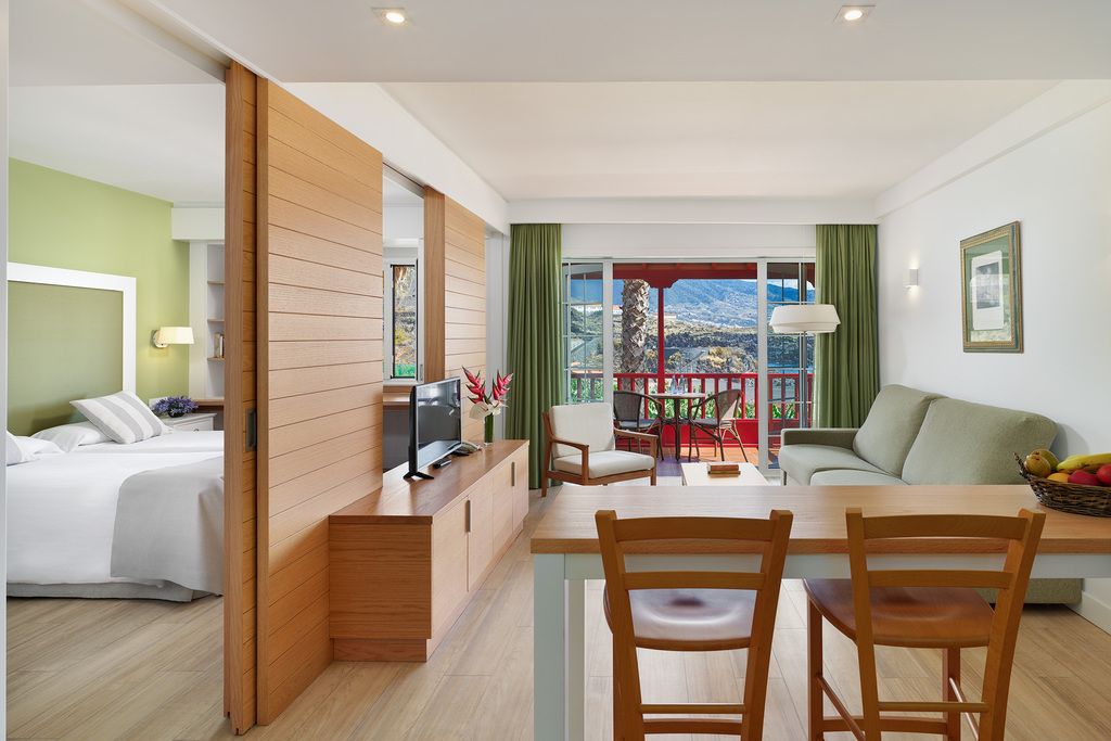 Habitación Premium Vista Mar + coche